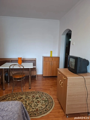 Garsoniera (mobilata, utilata), Zona Bariera, Stare foarte buna !!! - imagine 2