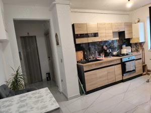 Apartament 65 mp, 3 camere, la cheie - imagine 3