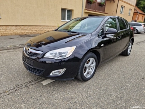 Opel Astra J 1,4 Turbo km putini