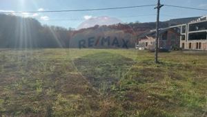 Teren intravilan de vanzare in Hidiselul de Jos, jud.Bihor - imagine 3