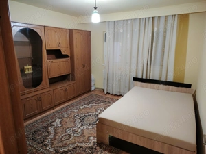 Garsonieră de închiriat 