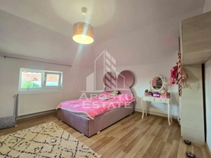 Casa individuala la intrare in Sag, teren de 1.800 mp,  mobilata - imagine 14