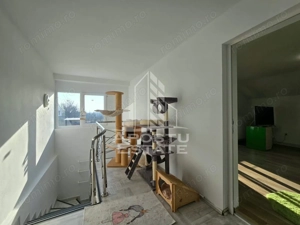 Casa individuala la intrare in Sag, teren de 1.800 mp,  mobilata - imagine 18