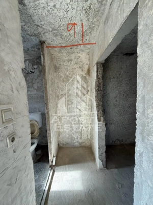 Apartament cu 3 camere, 2 bai, 2 balcoane, decomandat, zona Freidorf - imagine 10