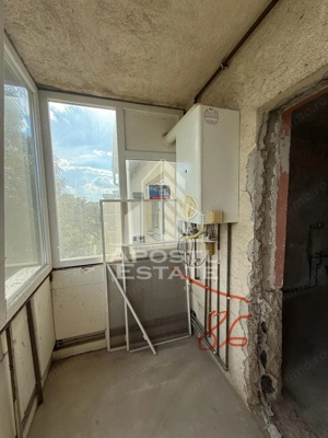 Apartament cu 3 camere, 2 bai, 2 balcoane, decomandat, zona Freidorf - imagine 4