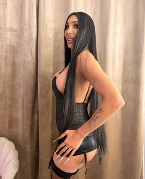 Reala Transexuala Tanya atenție la poze fake fac confirmare watap 