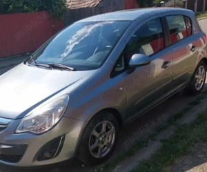 Vînd Opel Corsa cutie automată 