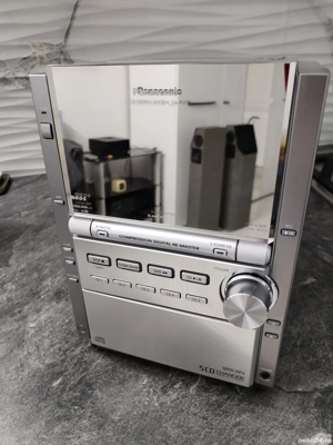 Vând combină muzicală de la Panasonic 