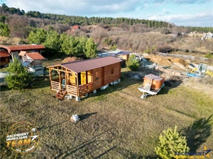 Casuta din lemn,cu 520mp teren intravilan,zona linistita,aproape de oras,Sancraiu,Covasna - imagine 5