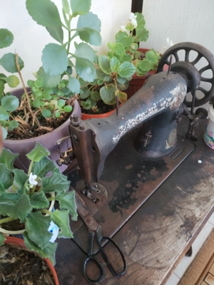 Mașină de cusut Singer - imagine 5