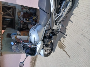 Se vinde suzukigsf650s an 2005 perfect funcțional  - imagine 5