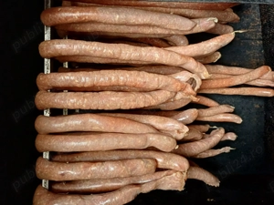 carnati proaspăt afumat de porc. nu este uscat