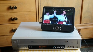  DVD recorder combo cu VHS SEG model DVRC-600 stereo Hi-Fi 