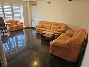 Apartament 3 camere et.1 vedere stradala birou,locuinta in Piata Alba Iulia,B-dul Decebal,sec.3,Buc.