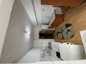 Inchiriez apartament cu 3 camere