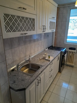 Apartament 3 camere decomandat - imagine 4