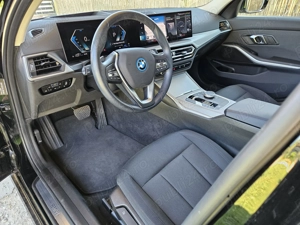 BMW 320e Plug in Hybrid - imagine 2