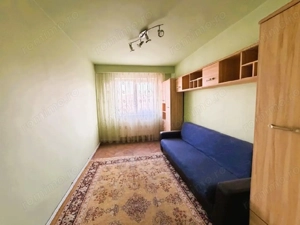 Apartament 3 camere situat in Zona Posta - imagine 11