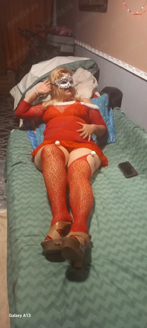 Doamna blonda 43 ani