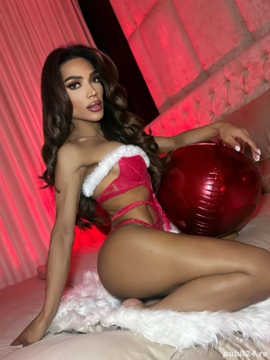 Transexula stapana dominatoare doar activa ofer si show web