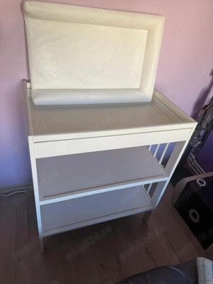 Măsuță de schimbat scutece pentru bebe 