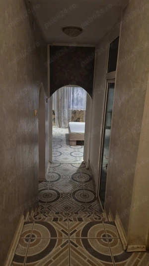 Închiriez parterul unei case cu etaj - imagine 7