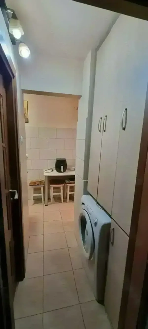 De vânzare apartament recent renovat si amenajat, cu 2 camere în Cartierul Dâmbu pe Str Ion Buteanu, - imagine 9