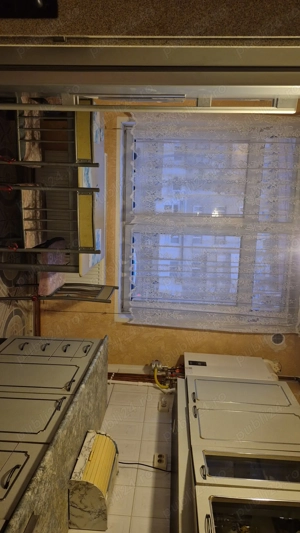 Închiriez parterul unei case cu etaj - imagine 16