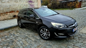 Opel Astra J 2013 impecabil 
