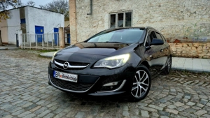 Opel Astra J Sport Tourer 