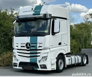 Mercedes-Benz Actros GigaSpace Mega 