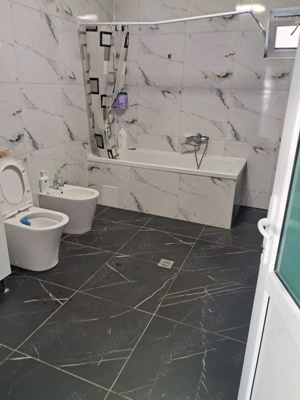 Vând casă în proaspeți  - imagine 2