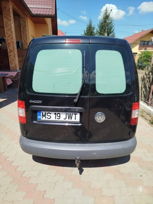 Vand masina caddy cu 2 locuri