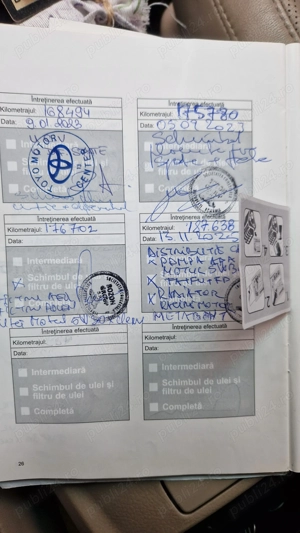 Proprietar vand Lexus hibrid - imagine 10