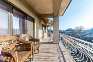 Vilă cu 4 apartamente aproape de centrul Timișoarei - imagine 1