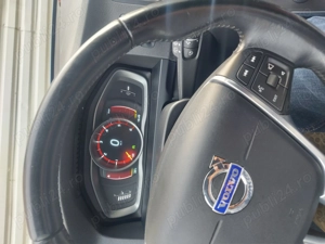 Volvo V 60D4 perfecta stare de functionare, carte service fara accident al doilea proprietar - imagine 8