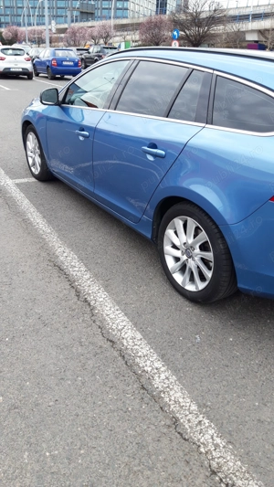 Volvo V 60D4 perfecta stare de functionare, carte service fara accident al doilea proprietar - imagine 9