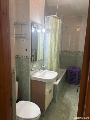 Închiriez apartament cu 2 camere 
