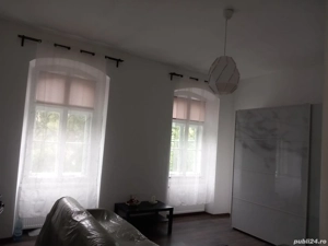 Apartament et 1 la casa zona centrala