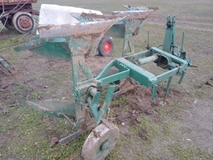 Plug reversibil 2 brazde  - imagine 2