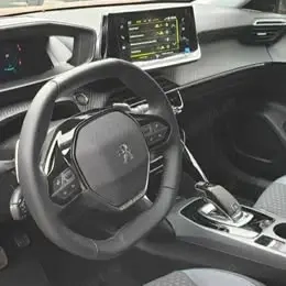 Peugeot 2008 Allure 1.2 PureTech 130 CP - imagine 2