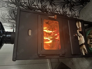 Vând teren intravilan cu număr de casă și utilități  - imagine 3