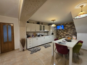 Casă spațioasă cu etaj, utilități complete și piscină   Simeria, HD - imagine 7