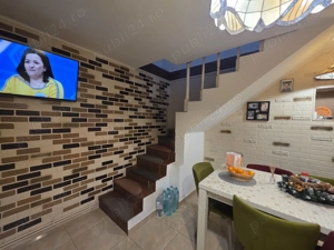 Casă spațioasă cu etaj, utilități complete și piscină   Simeria, HD - imagine 5