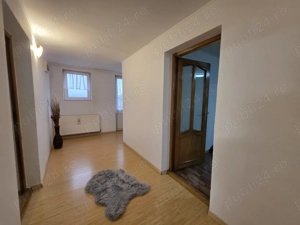 Casă spațioasă cu etaj, utilități complete și piscină   Simeria, HD - imagine 3