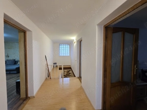 Casă spațioasă cu etaj, utilități complete și piscină   Simeria, HD - imagine 9