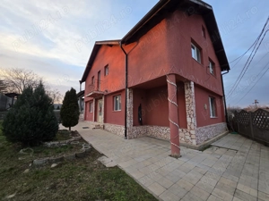 Casă spațioasă cu etaj, utilități complete și piscină   Simeria, HD - imagine 11