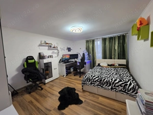 Casă spațioasă cu etaj, utilități complete și piscină   Simeria, HD - imagine 16