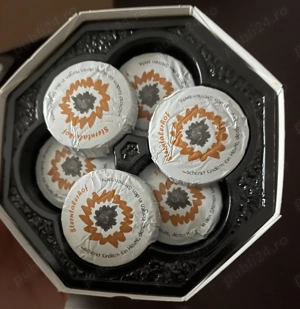 Vând cutii cu bomboane de ciocolată- Austria