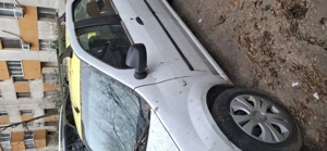 De vanzare. Logan 2011 gpl. Masina este functionala . Are mici defecte.  Nu are asig si nici itp. Nu - imagine 5